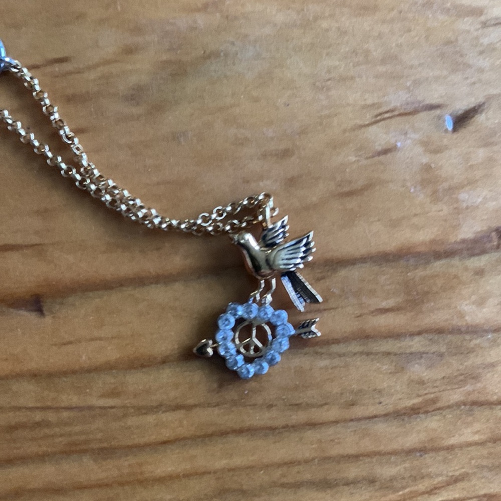Juicy Couture dove necklace
